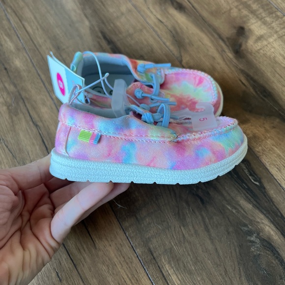 NWT Cat & Jack tie dye toddler shoes - Picture 3 of 5